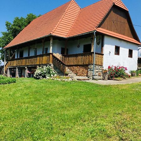 Miklos Lak Ocna de Sus Exterior photo